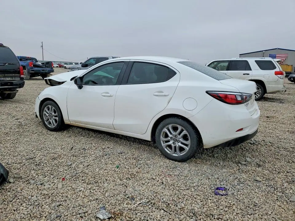 2017 TOYOTA YARIS IA BASE  