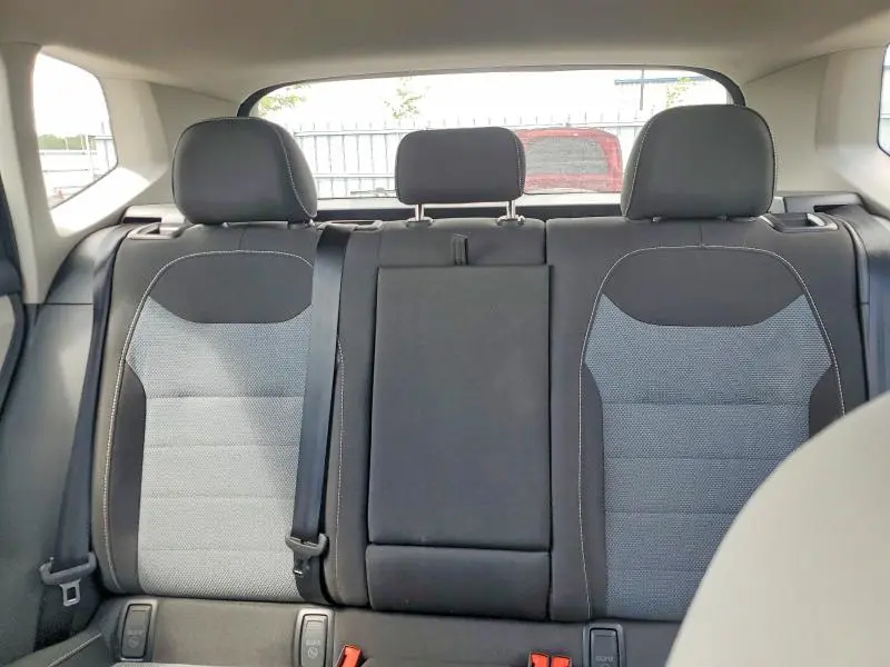 2025 VOLKSWAGEN TAOS S  