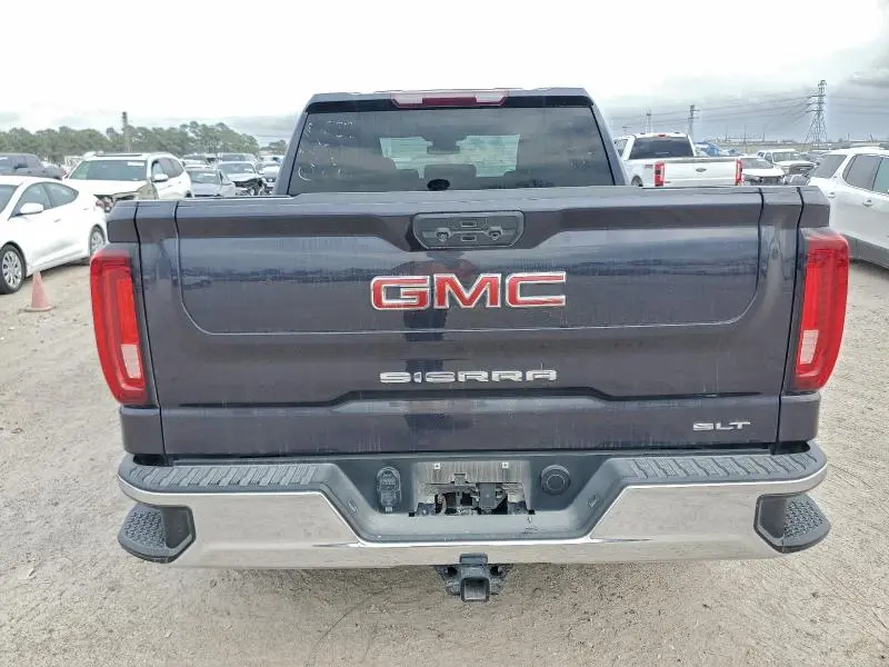 2022 GMC SIERRA C1500 SLT  