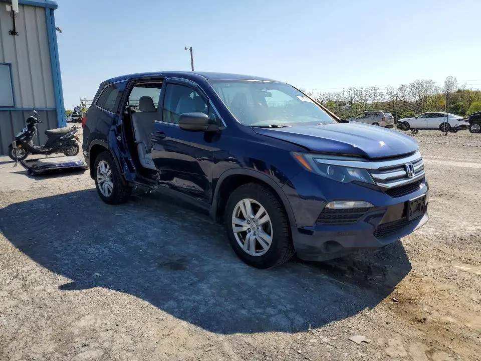 2017 HONDA PILOT LX  
