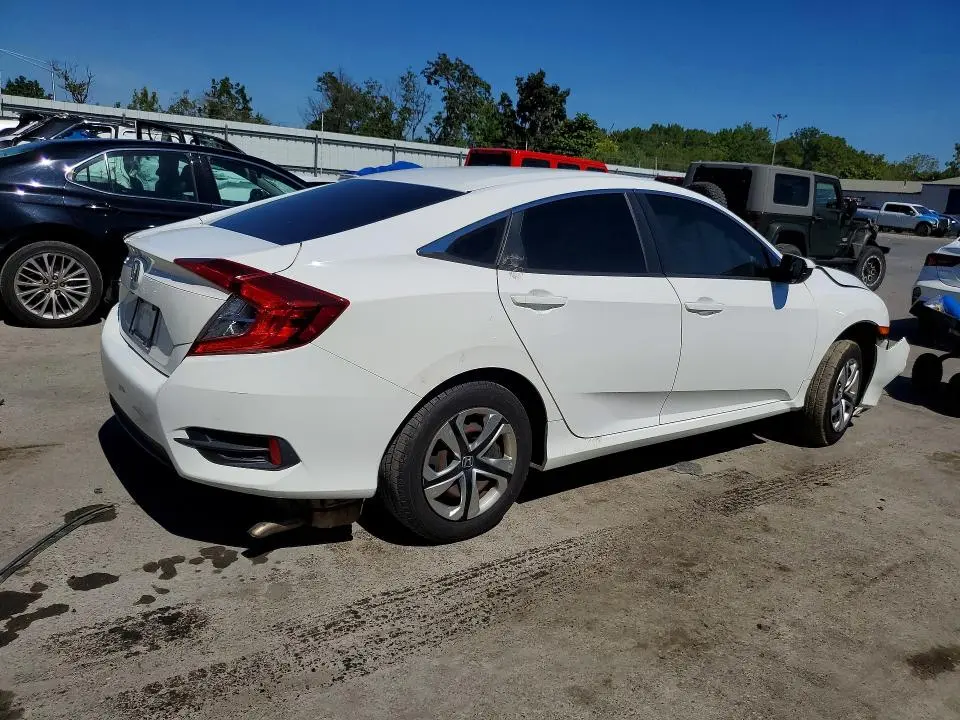 2018 HONDA CIVIC LX  