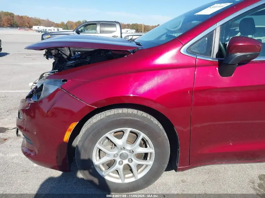 2020 CHRYSLER VOYAGER LXI
