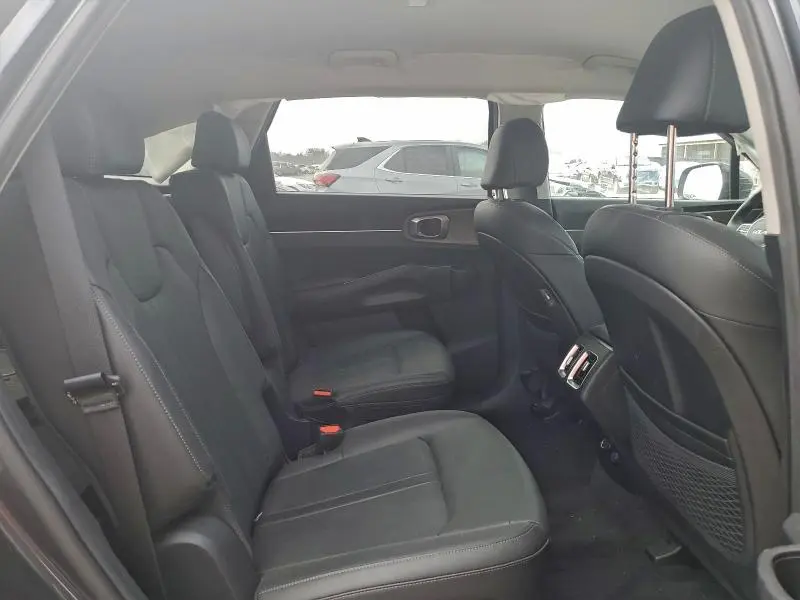 2023 KIA SORENTO EX  
