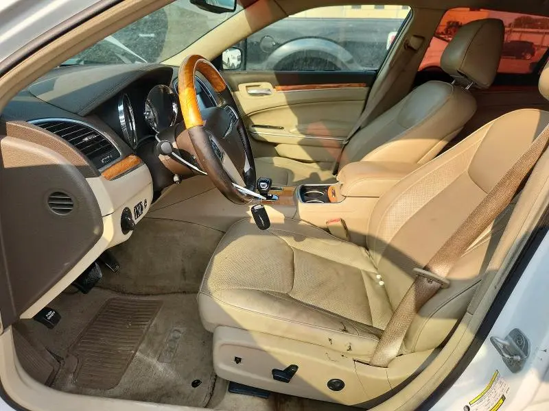 2013 CHRYSLER 300C   