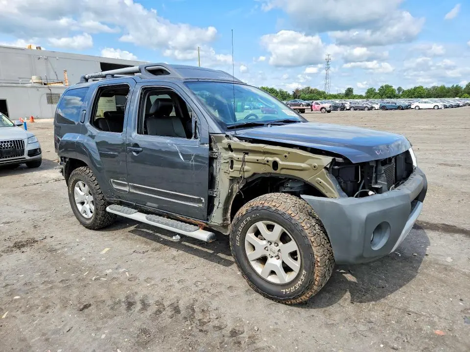 2010 NISSAN XTERRA X  