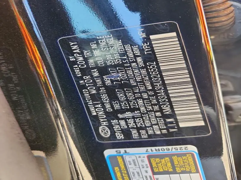 2017 HYUNDAI TUCSON SE  