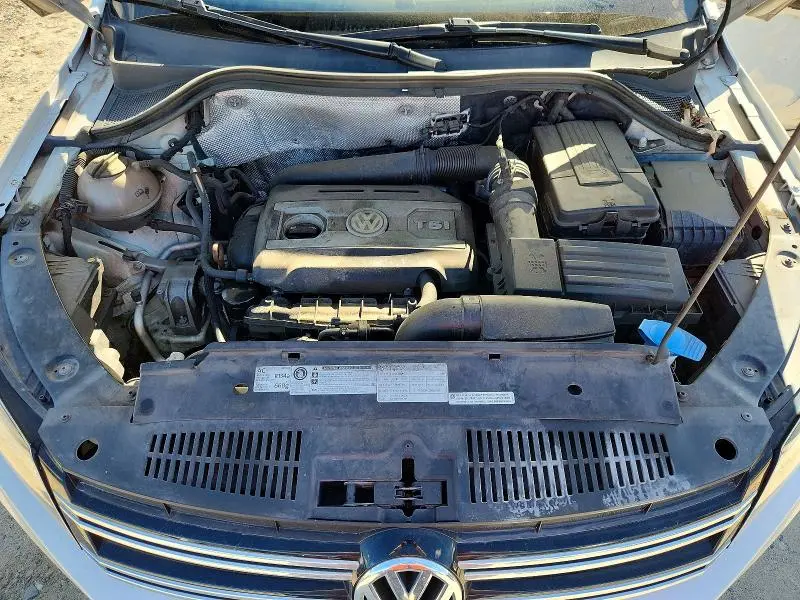 2012 VOLKSWAGEN TIGUAN S  