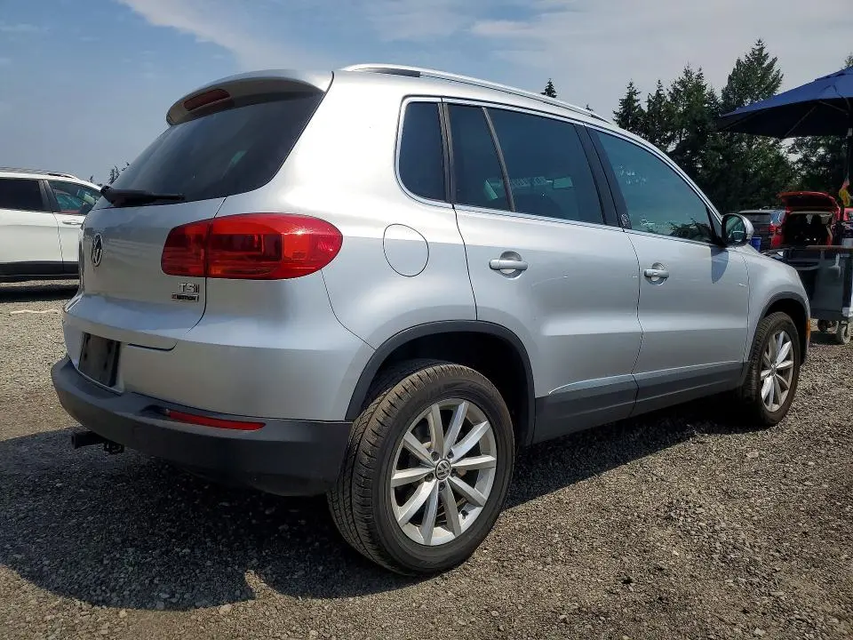 2017 VOLKSWAGEN TIGUAN WOLFSBURG  