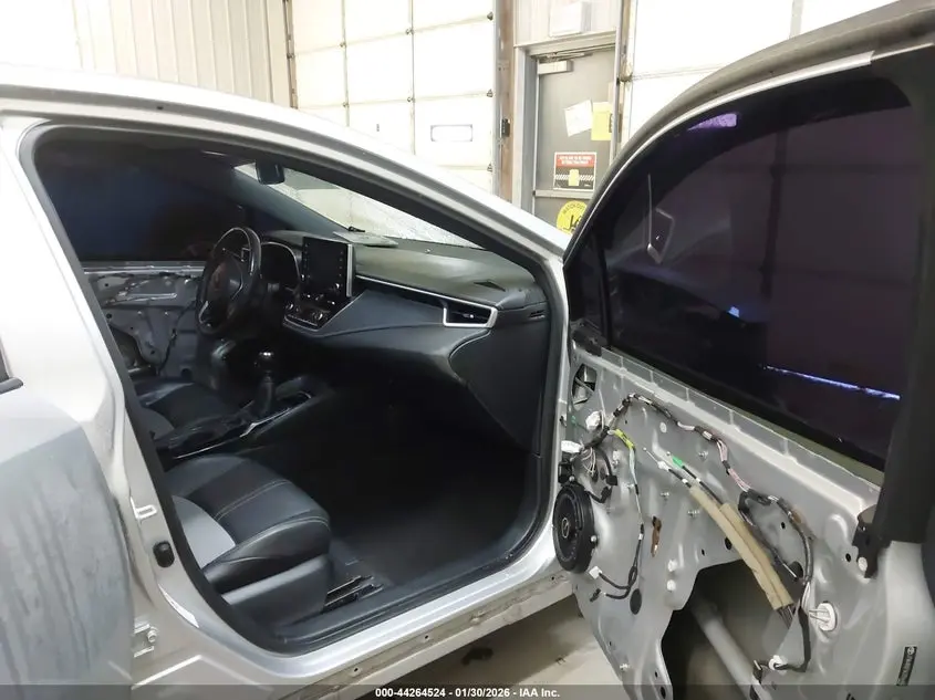 2019 TOYOTA COROLLA XSE