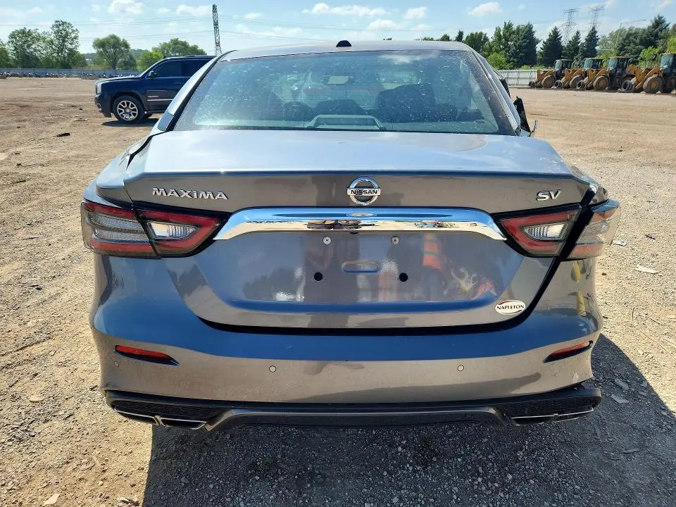 2021 NISSAN MAXIMA SV  