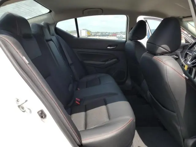 2024 NISSAN ALTIMA SR