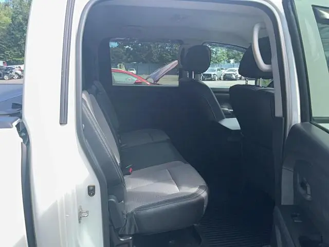 2017 NISSAN TITAN S  