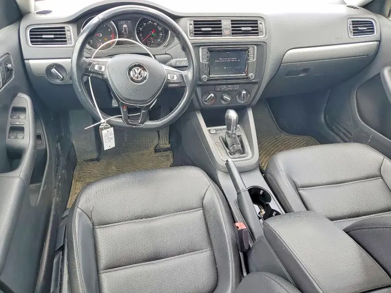 2018 VOLKSWAGEN JETTA SE  