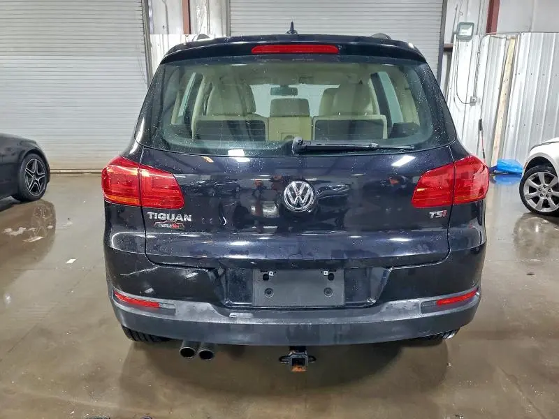 2017 VOLKSWAGEN TIGUAN S  