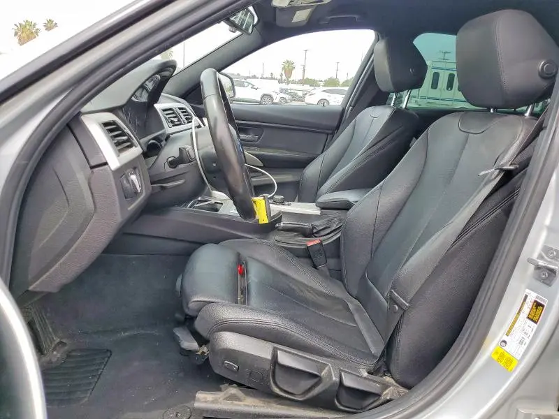 2016 BMW 320 I  