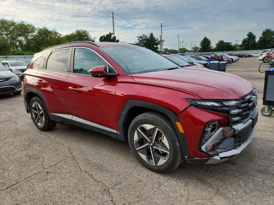 2025 HYUNDAI TUCSON SEL  