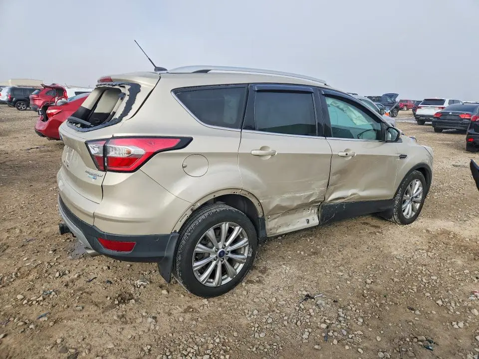 2017 FORD ESCAPE TITANIUM  