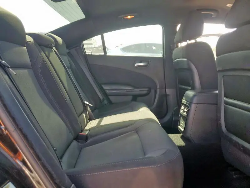 2019 DODGE CHARGER SXT  