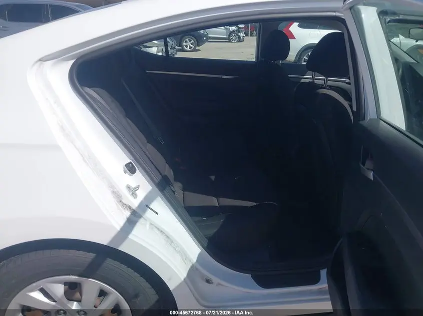 2020 HYUNDAI ELANTRA SE