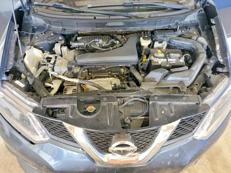 2014 NISSAN ROGUE SV  