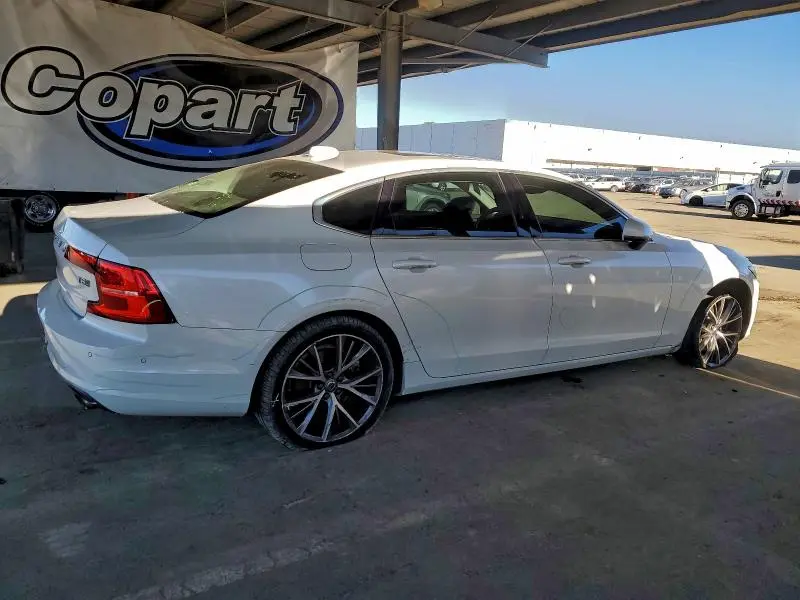 2018 VOLVO S90   