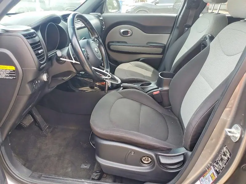 2015 KIA SOUL +  