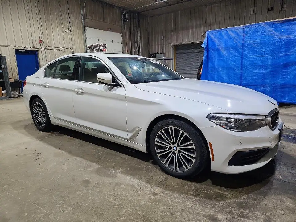 2020 BMW 530 XI  