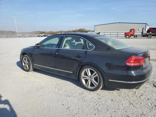 2015 VOLKSWAGEN PASSAT SE  