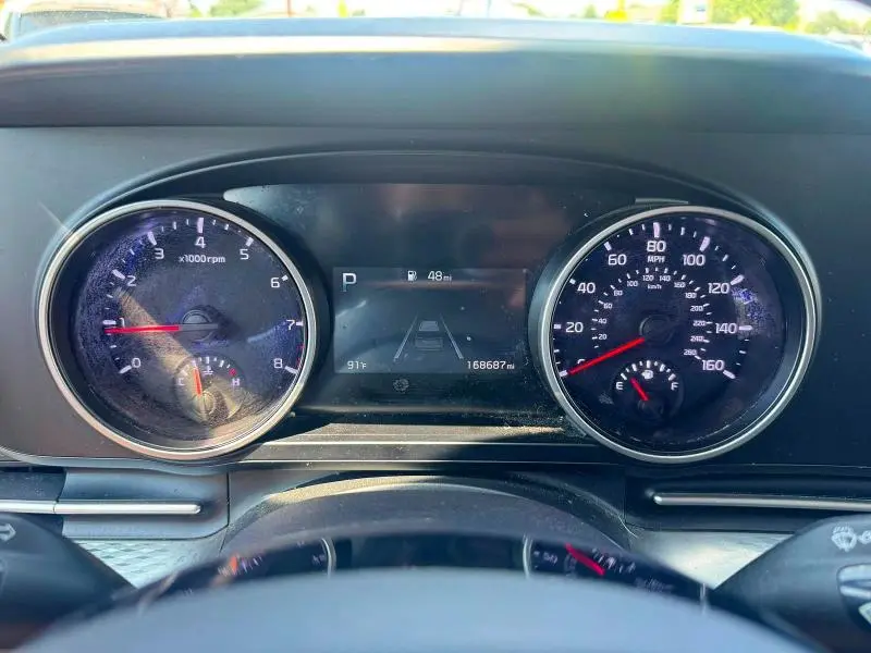 2022 KIA CARNIVAL LX  