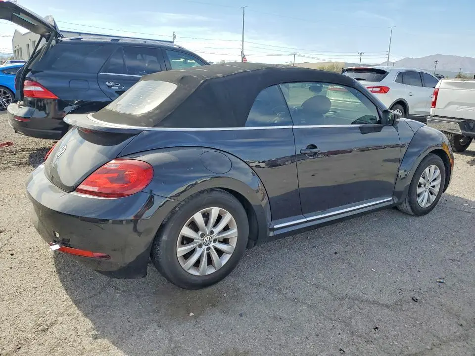2018 VOLKSWAGEN BEETLE S  