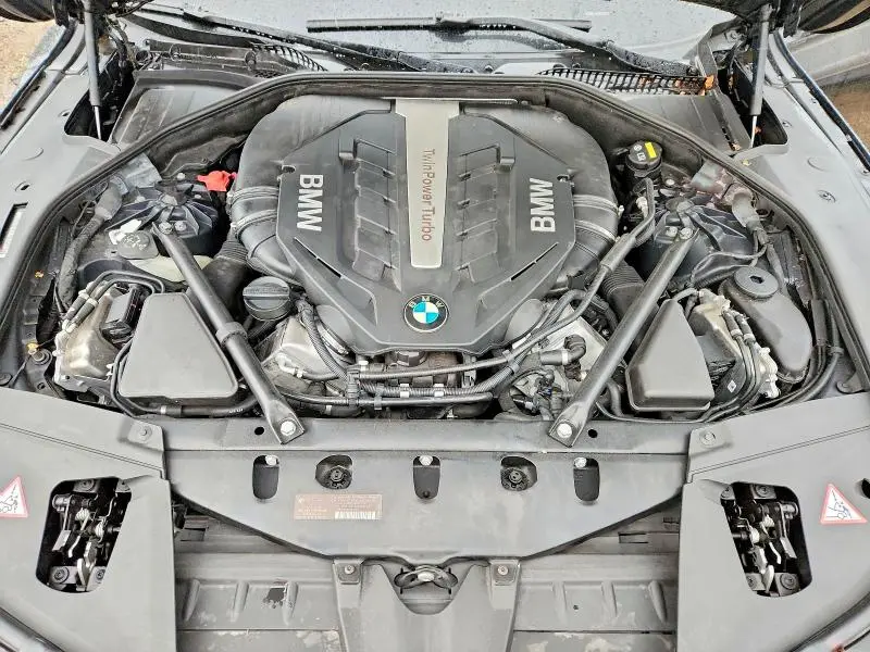 2015 BMW 750 LXI  