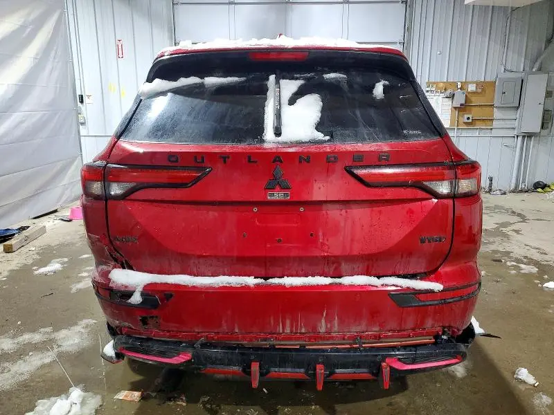 2024 MITSUBISHI OUTLANDER SE  