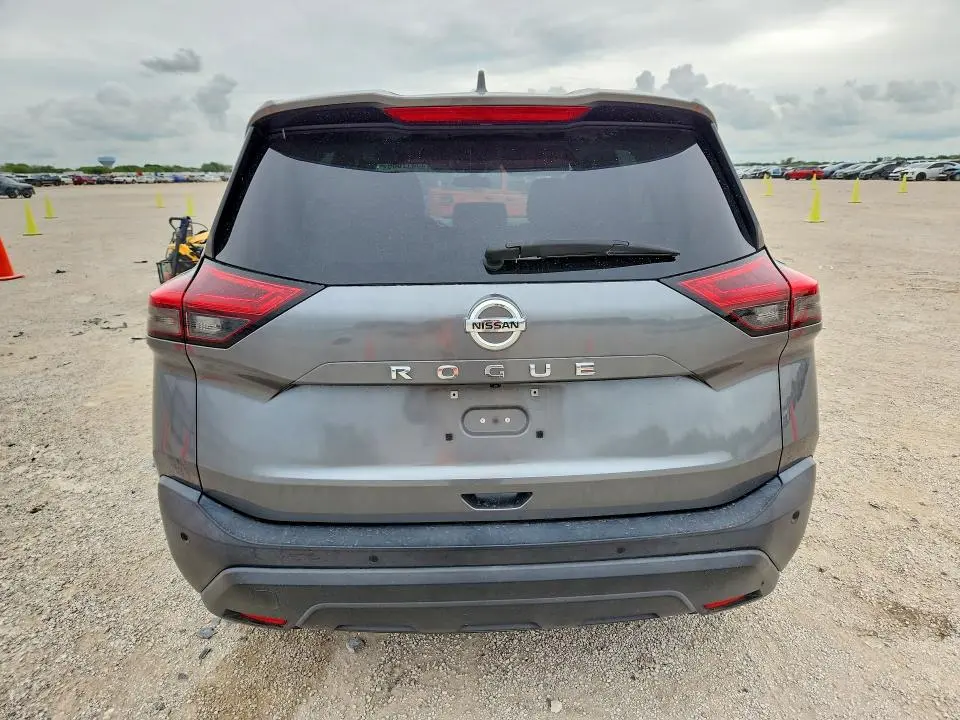 2021 NISSAN ROGUE S  