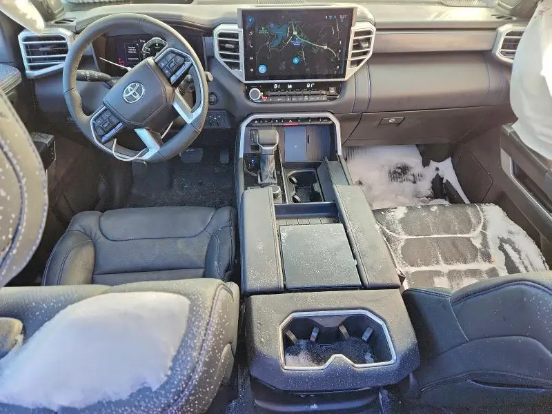 2025 TOYOTA TUNDRA CREWMAX PLATINUM  