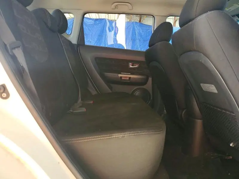 2013 KIA SOUL +  