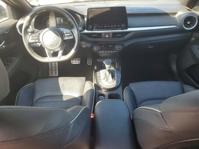 2024 KIA FORTE GT LINE  
