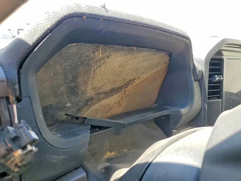 2025 FORD F150 XLT  