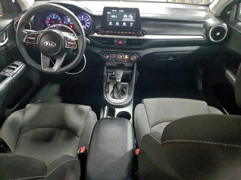 2021 KIA FORTE FE  