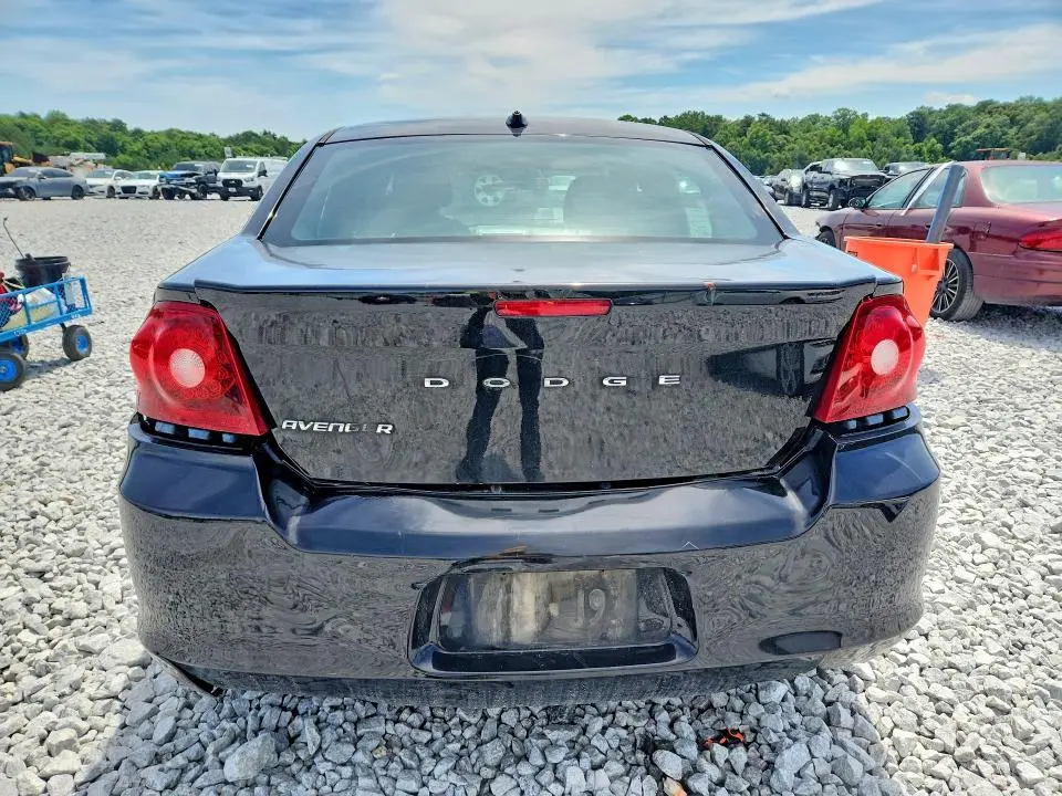 2013 DODGE AVENGER SE  