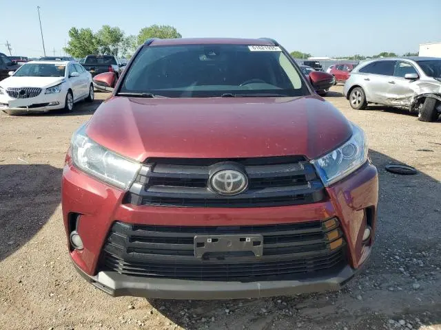 2018 TOYOTA HIGHLANDER SE  