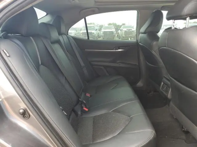 2020 TOYOTA CAMRY XSE  
