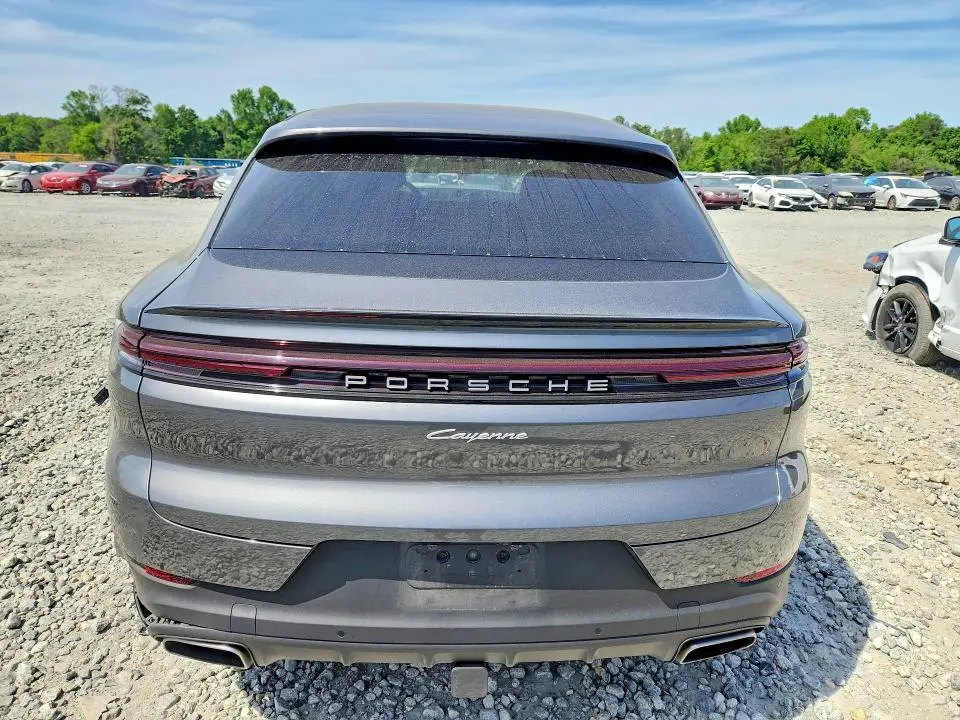 2024 PORSCHE CAYENNE COUPE  