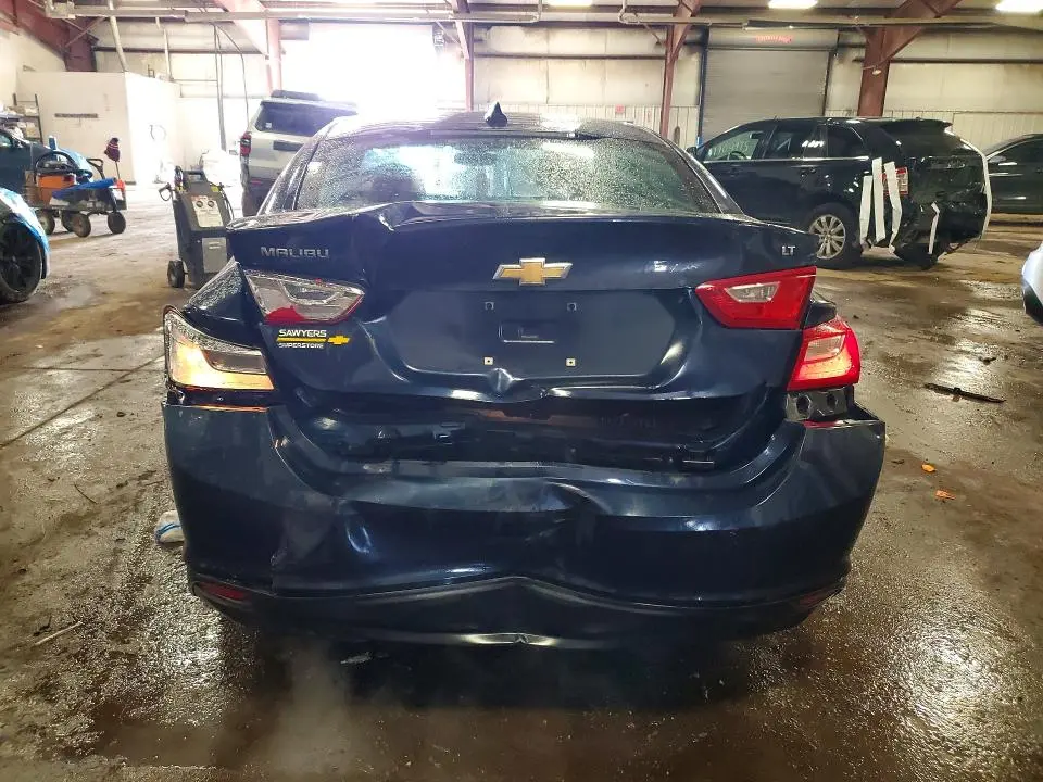 2017 CHEVROLET MALIBU LT  