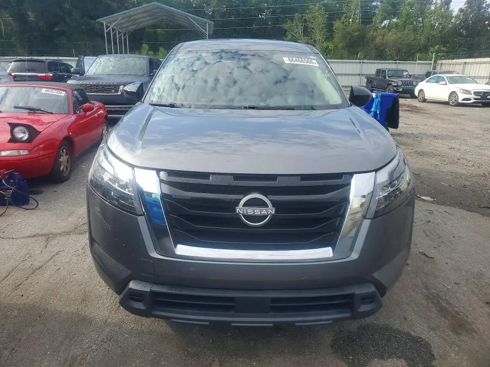 2024 NISSAN PATHFINDER S  