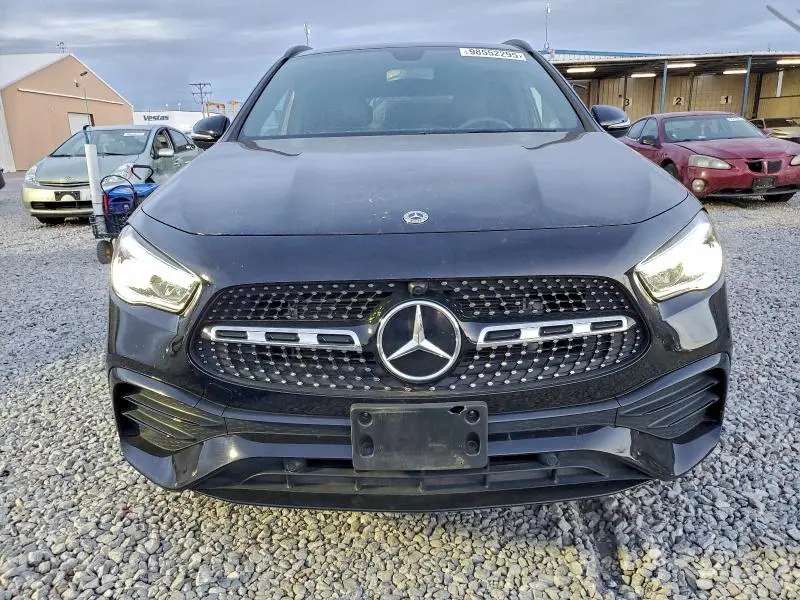 2023 MERCEDES-BENZ GLA 250 4MATIC  