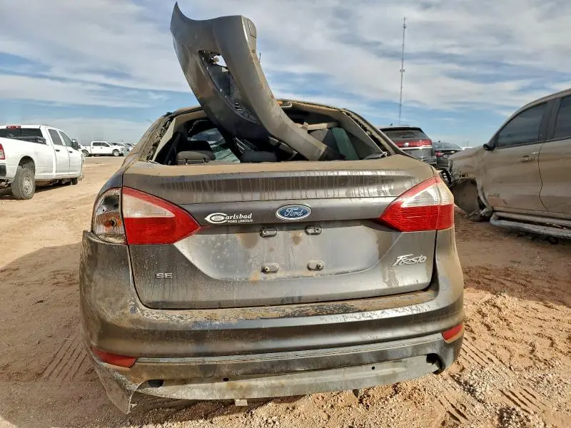 2016 FORD FIESTA SE  