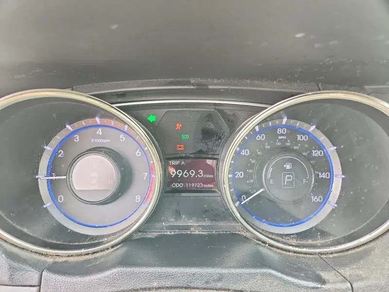 2012 HYUNDAI SONATA GLS  
