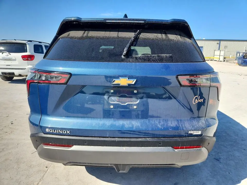 2025 CHEVROLET EQUINOX LT  