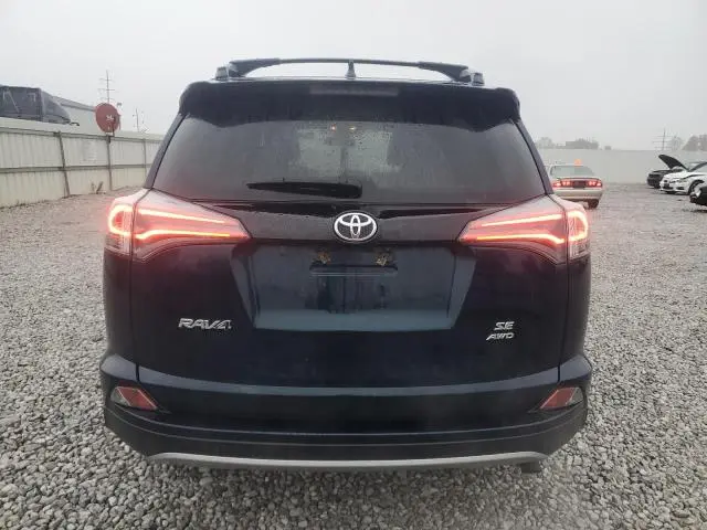 2018 TOYOTA RAV4 SE  