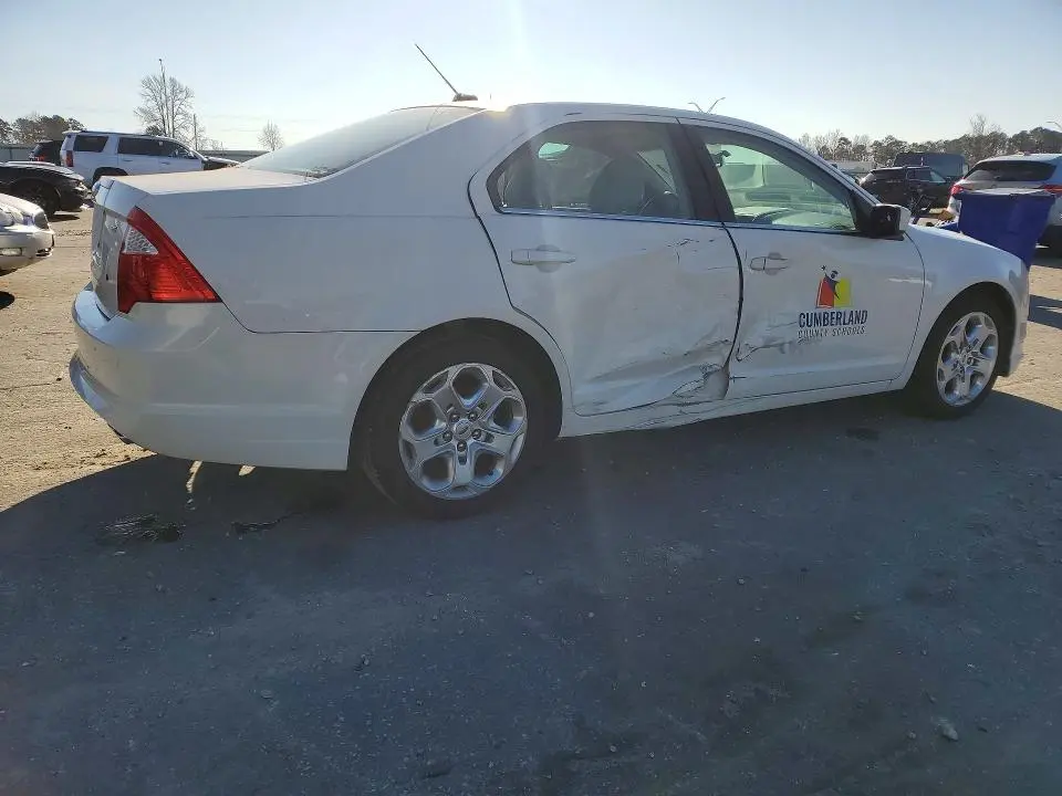 2010 FORD FUSION SE  